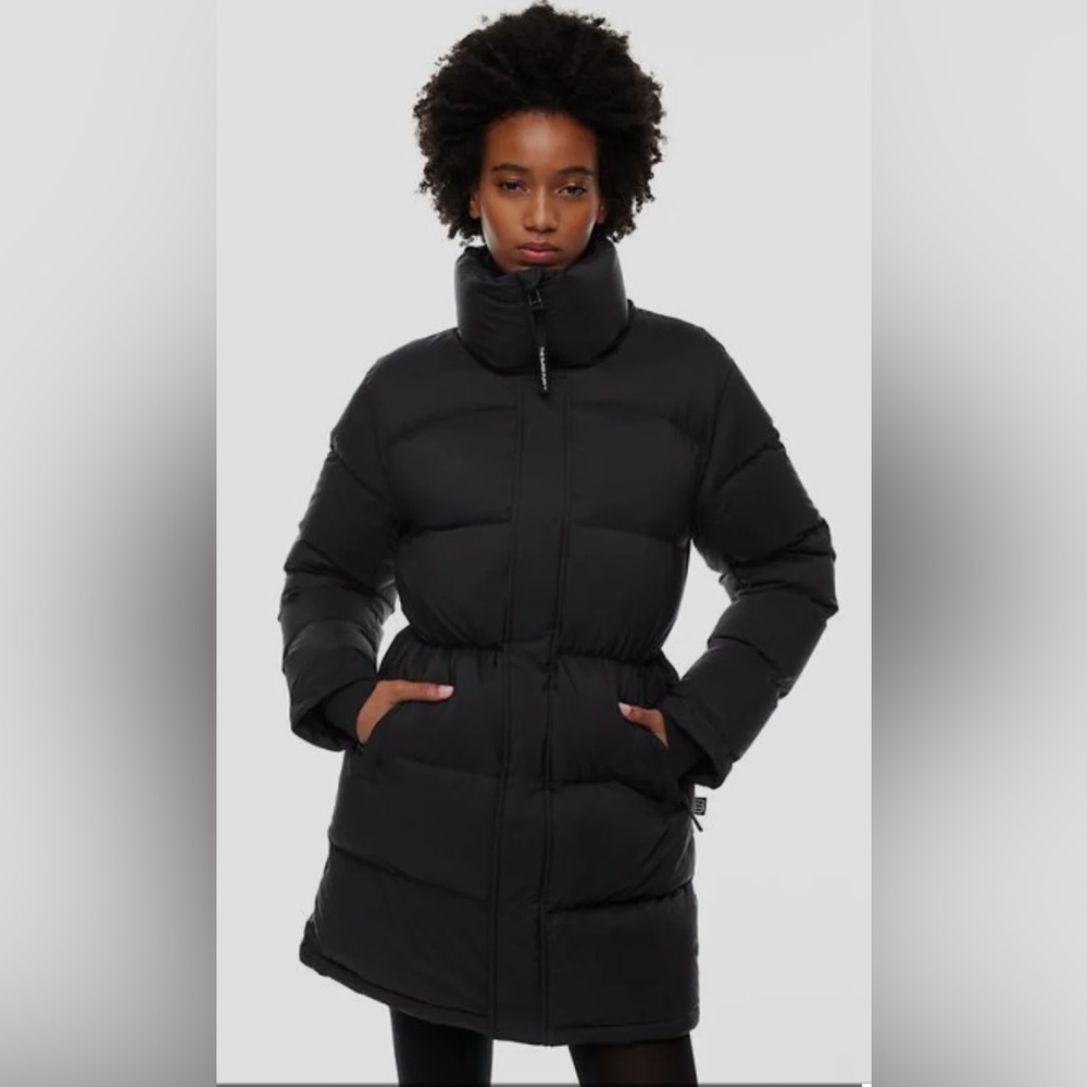 Aritzia SUPERSINCH PUFF MID